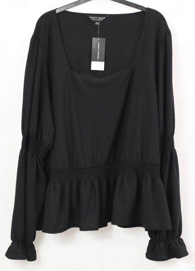 Dorothy Perkins Long Sleeved Black Top Black  Size: 20