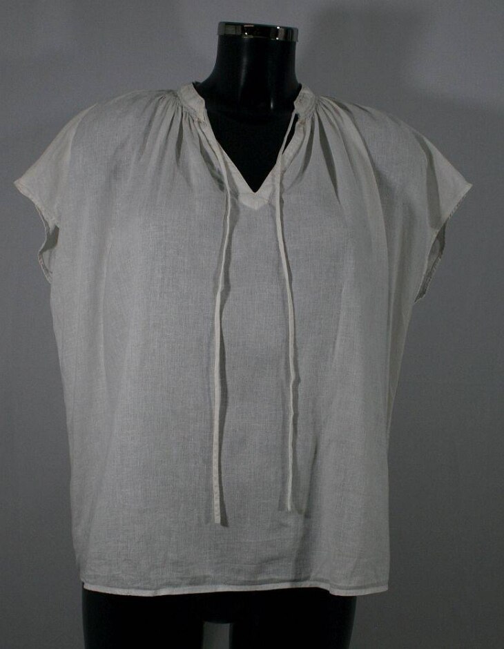 Uniqlo Sleeveless Top Cream Size: M