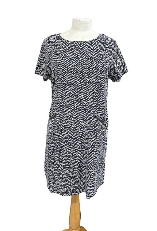 Oliver Bonas Zig Zag Short Dress Blue & White Size: 8