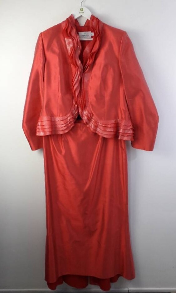 Presen Deluxe Vintage 3 Piece Occasion Suit Coral Size: 18