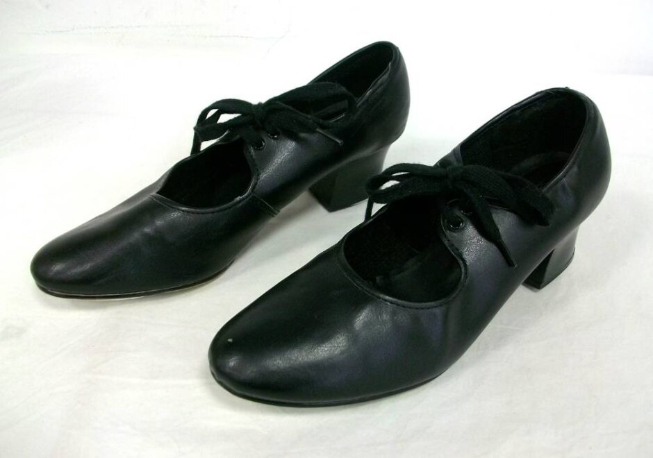 Roger Vivier Black Leather Heels Size : 4.5