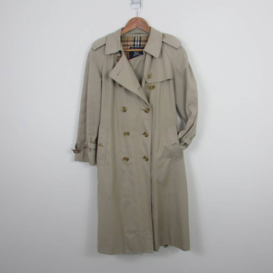 Burberry Burberry’s Of London Trench Camel Size: M
