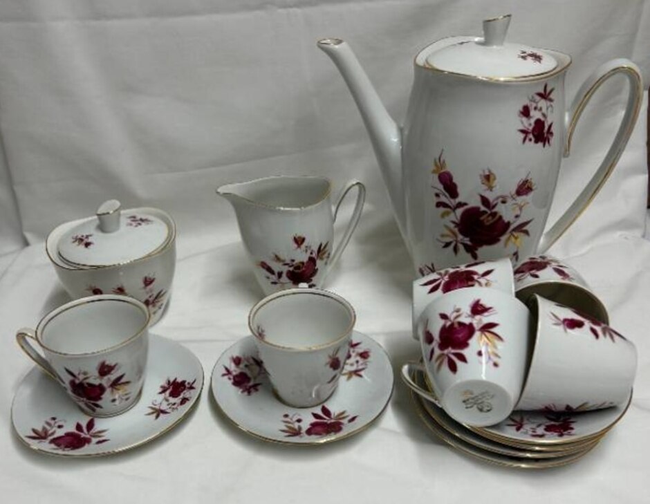 Walbrzych Coffee Set Made In Poland. Coffee Pot, Sugar Bowl, Milk Jug And 6 Cups And Saucers