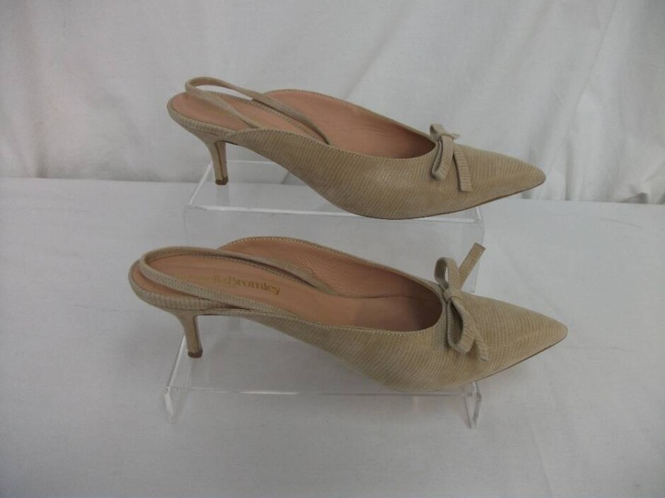 Russell & Bromley Leather Slingback Kitten Heels Beige Size 41