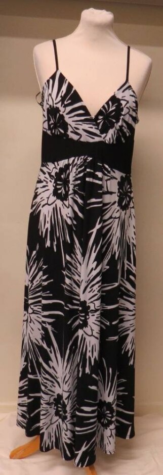 Kaleidoscope Strap Dress Black & White Size: 12