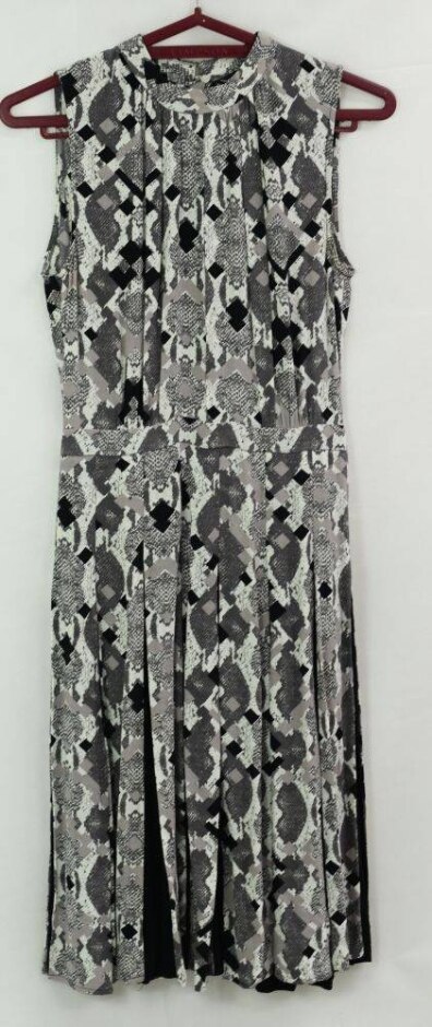 French Connection Calf-length Sleeveless Dress Grey Size: 8