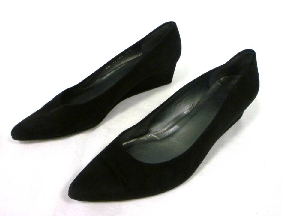 Stuart Weitzman Black Suede Leather Wedge Heel Size : 6.5