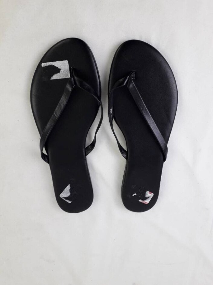 M&s Nwot Women's Flip Flops Black Size: Uk 6