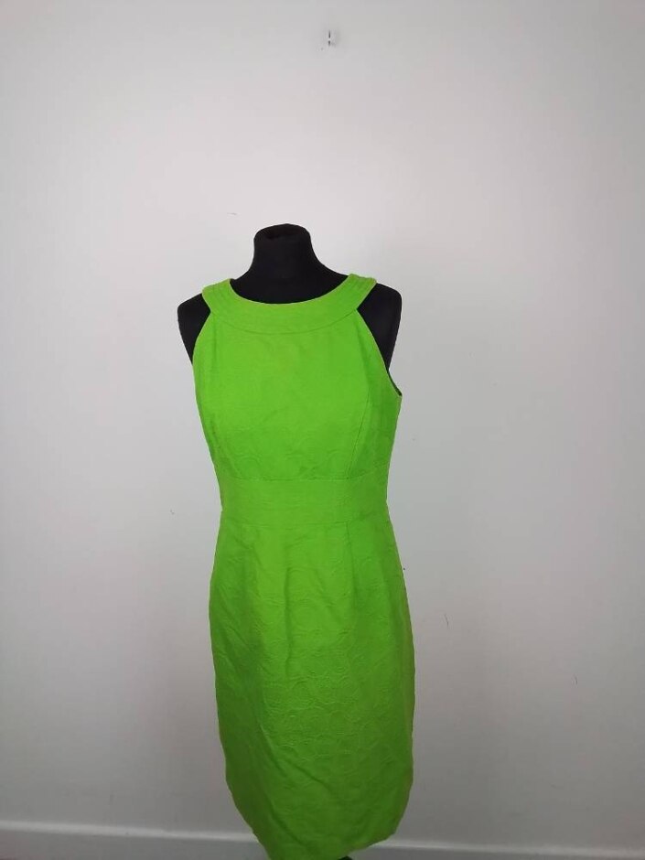 Muse Sleeveless Mid-length Dress Green  Size: 10