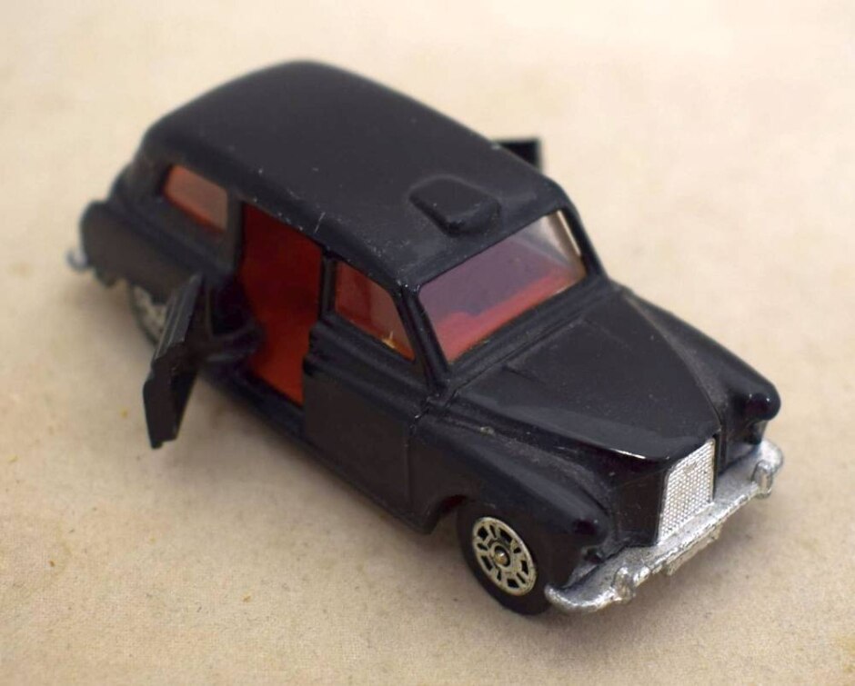 Vintage Corgi London Taxi