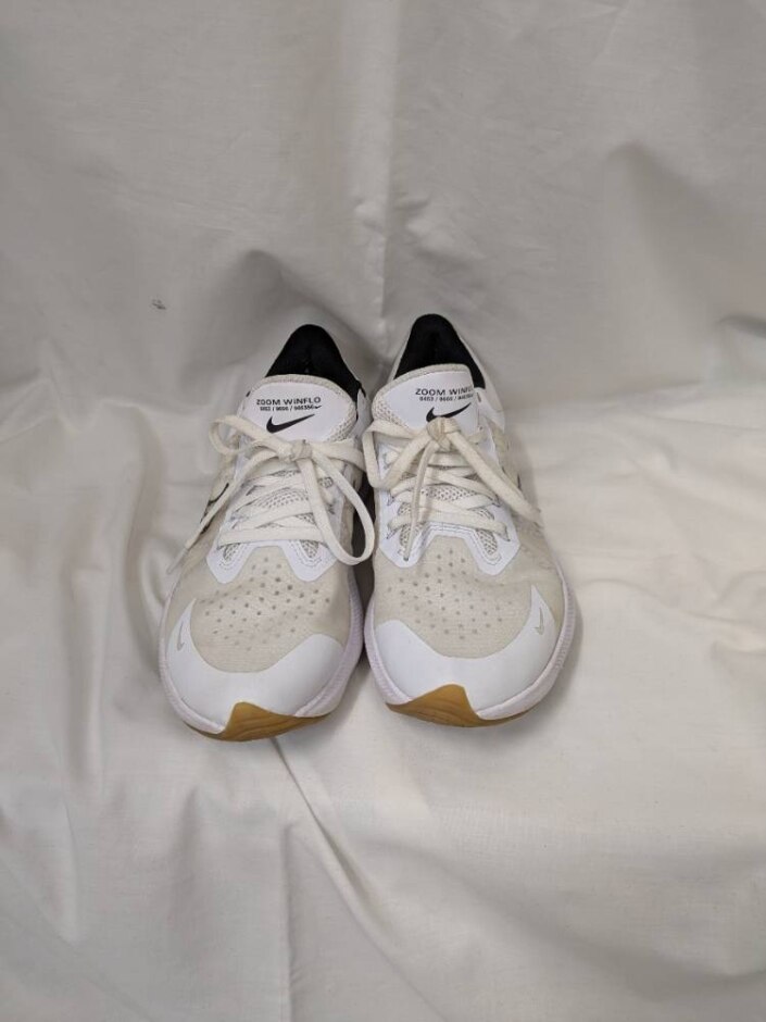 Nike Zoom Winflo White Size 5
