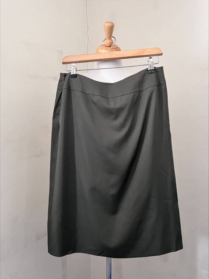 Cantarelli Skirt Olive Green Size: L