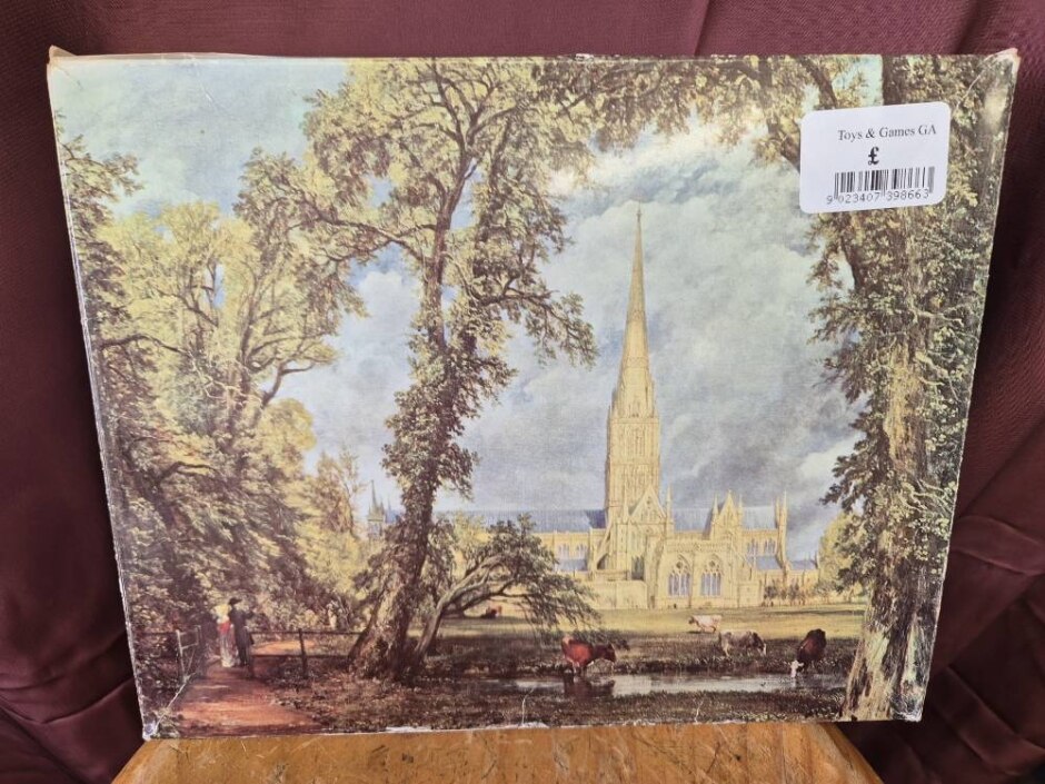 Salisbury Cathedral (from The Bishop's Garden) Jigsaw Puzzle