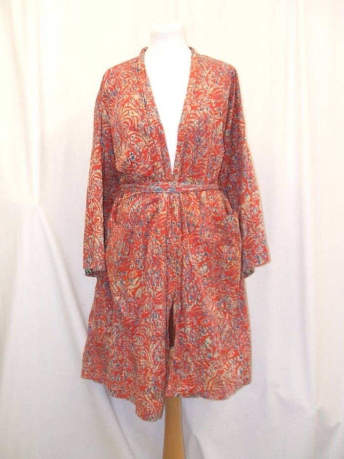 Peter Hoe Casual Dress Red Size: S