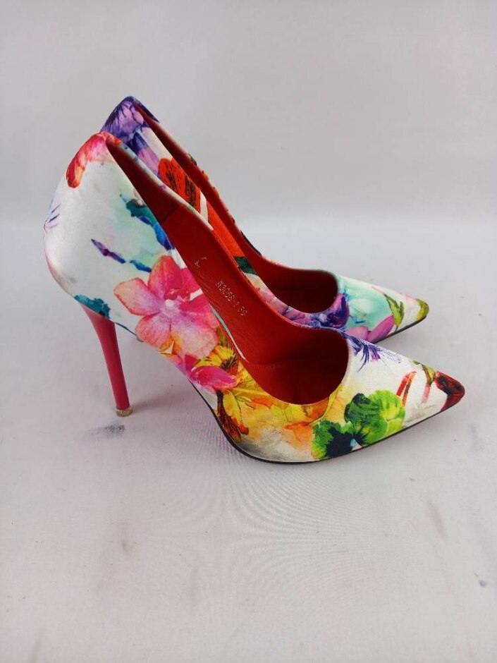 No.55 Shoes Pointed Heels Red Size 5.5 Abstract Print Multicoloured