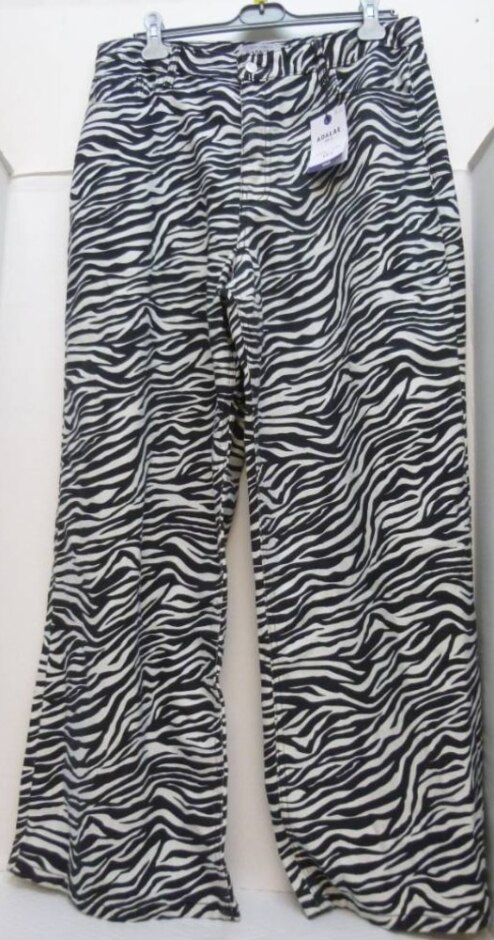 New Look Adalae Zebra Wide Leg Jeans Black & White Size: 16