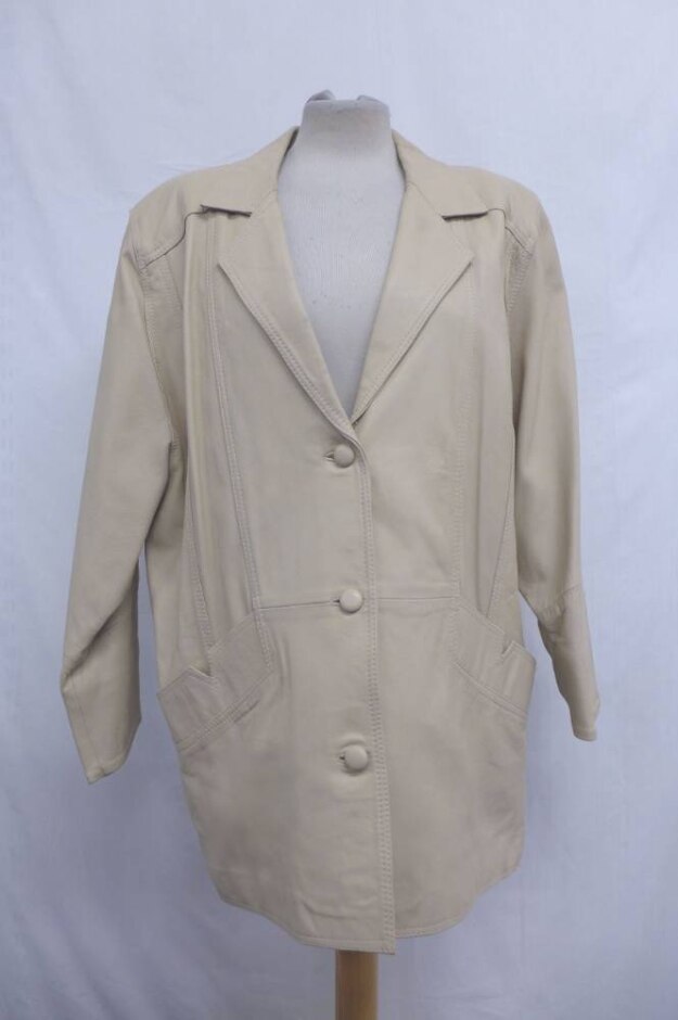 Chimare Vintage Faux Leather Coat Cream Brown Size: M