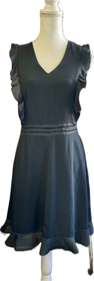 Banana Republic Dress V Neck Sleeveless  Black Size: 8