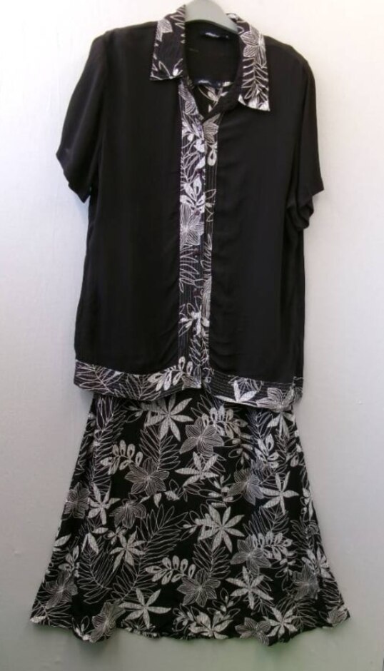 Dash Dress And Over-shirt Black Ivory Size: 12