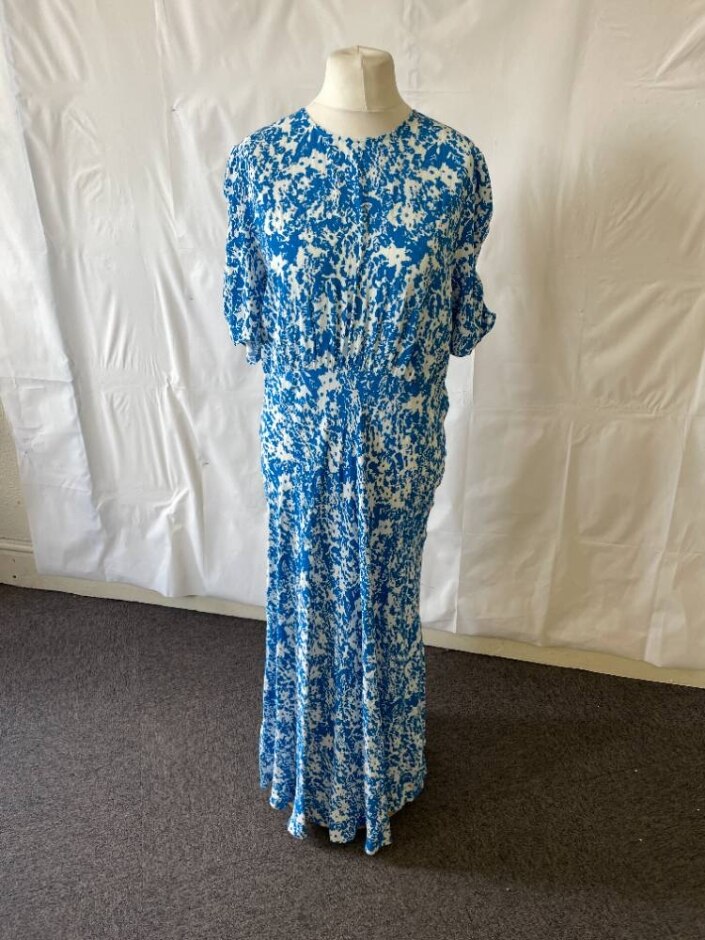 M&s  Summer Maxi Dress Blue/white Size: 20