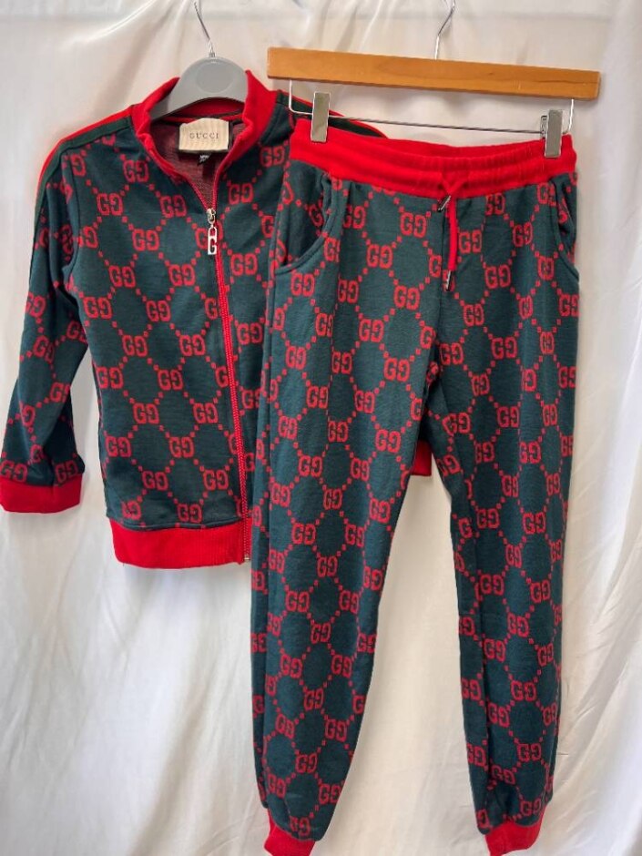 Gucci Track Suit  Red & Green Size: 11 - 12 Years
