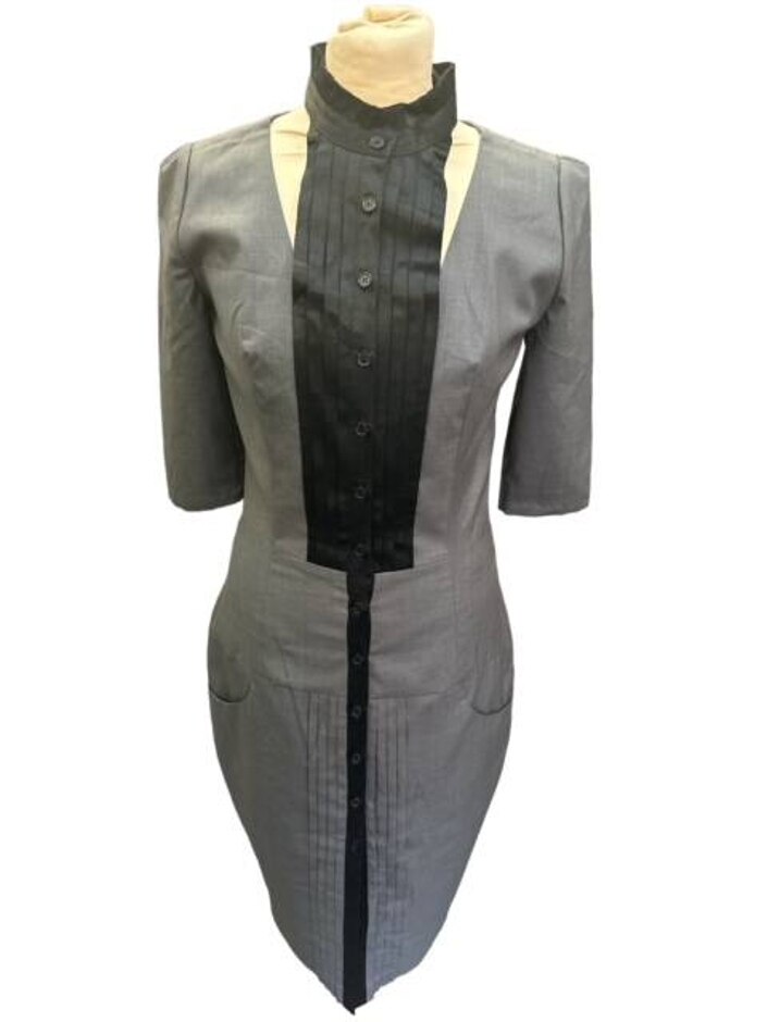 Aganovich & Yung Grey Designer Sheath Dress Grey And Black Size: 10