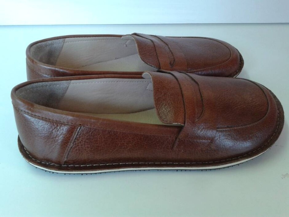 Ruby Barefoot Leather Moccasins, Size 41 (7 - 7.5), New.