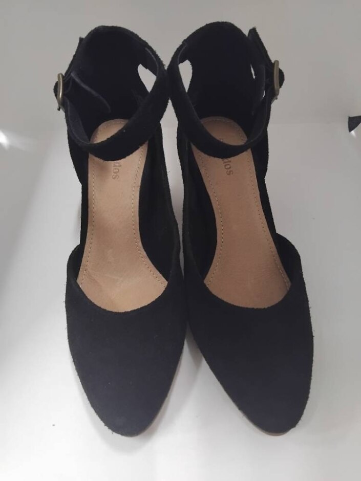 Soludos: Black Block Heel Sandals (size 3)