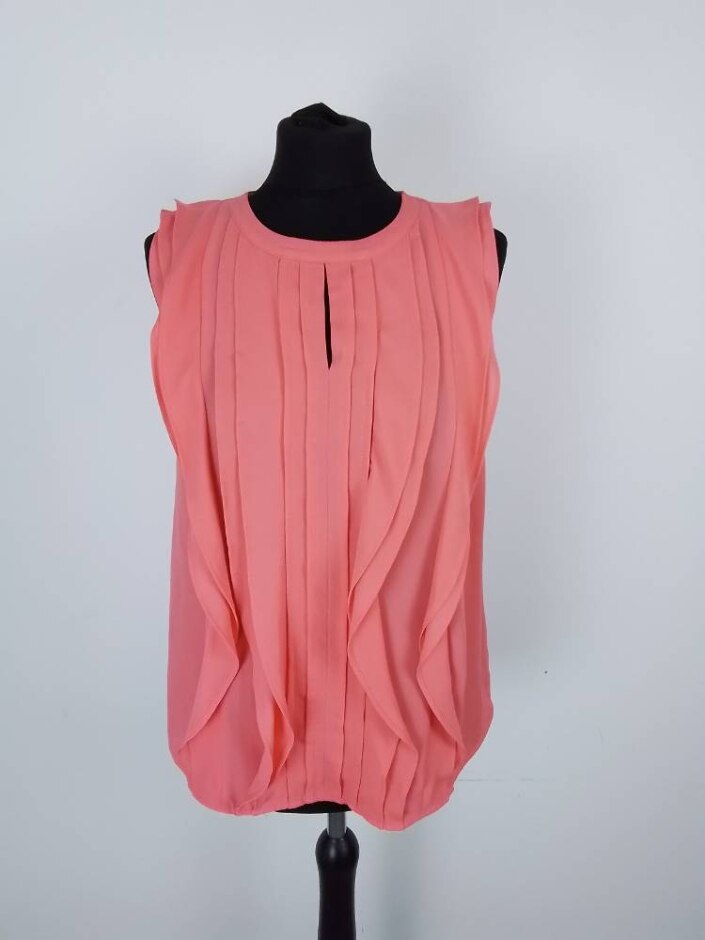 Tu Sleeveless Blouse Orange Size: M