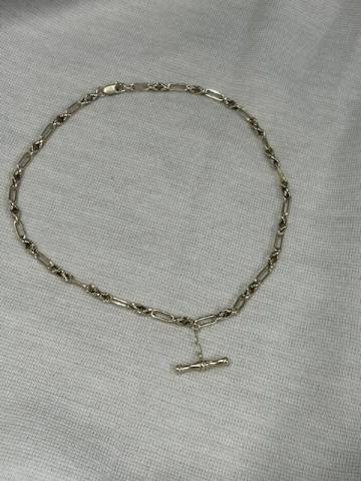 .375 9ct T-bone Vintage Necklace