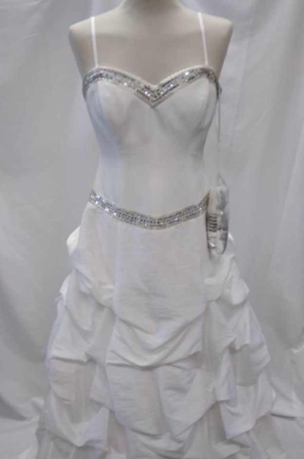 Nicholas Millington Wedding Dress White Size: 16