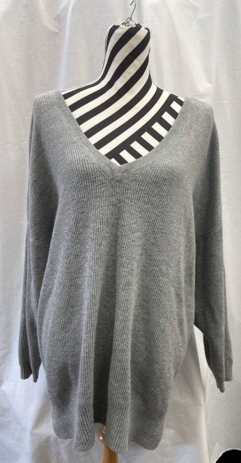 Topshop Cashmere Blend V-neck Jumper Grey Size: M