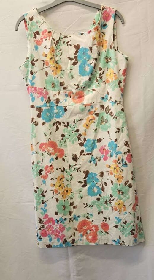 Pomodoro Floral Shift Dress White Size: 12