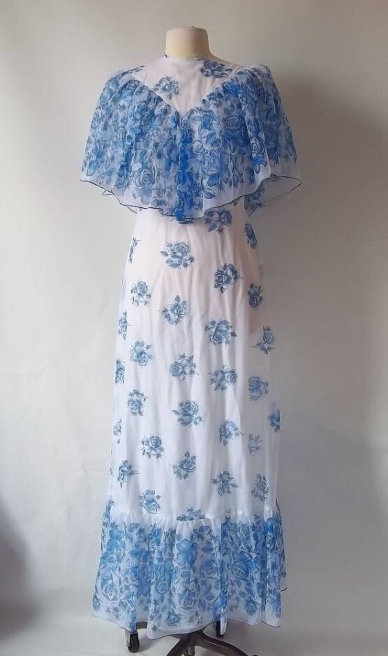 Vintage 70s  Full Length Maids Dress Blue & White  Size: S