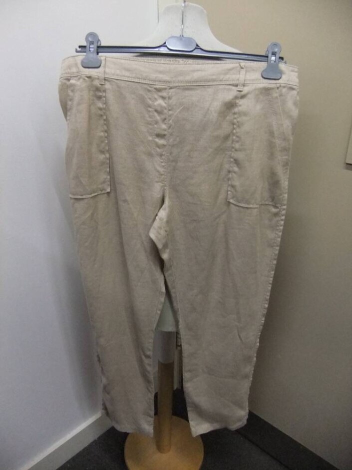 M&s Trousers Beige Size: 16