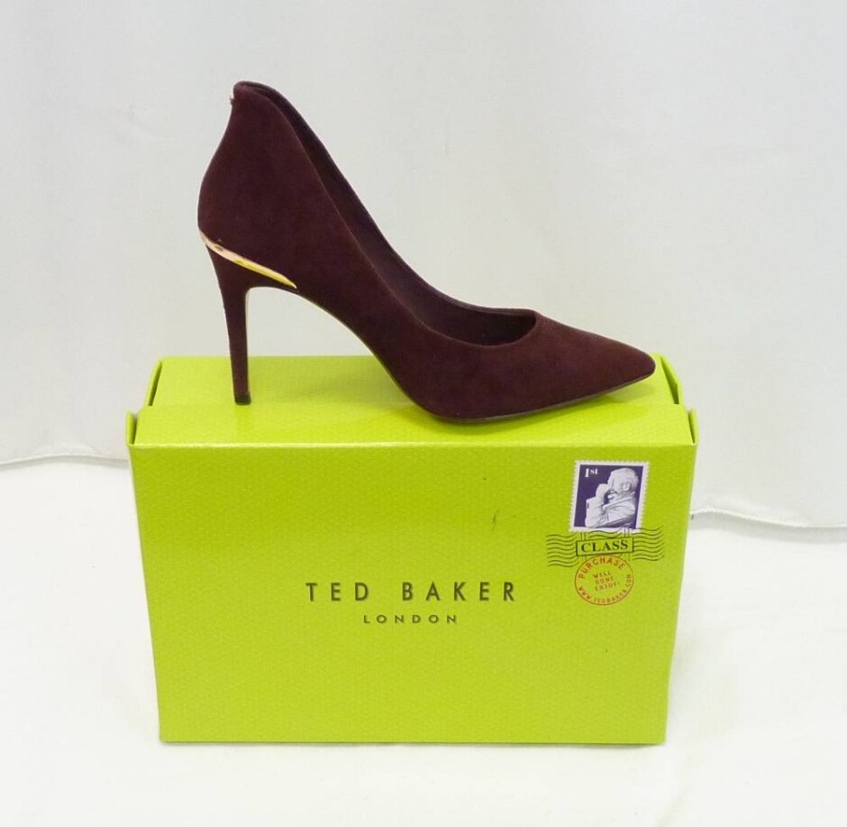 Ted Baker London 'saviy' Hi-back Suede Court Shoes With Stiletto Heels Burgundy Size: Uk6/eur39