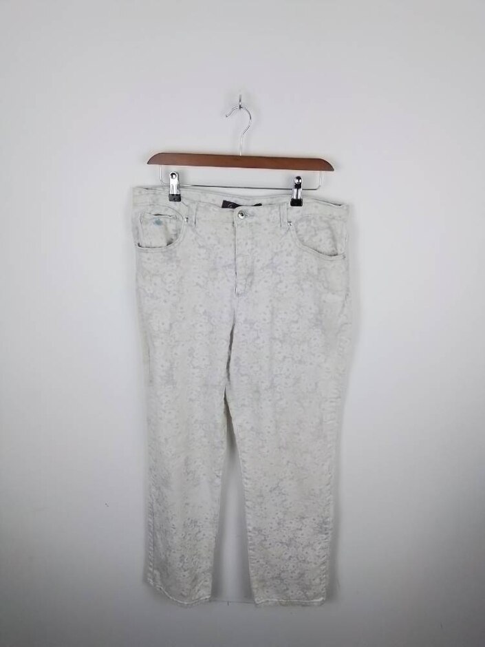 Gloria Vanderbilt Amanda  Classic  Cropped Jeans Floral Print Size: 12