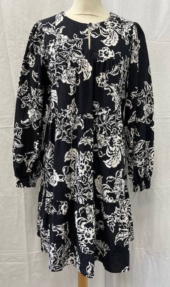 M&s Marks & Spencer Long Sleeved Dress Black And White Size: 12