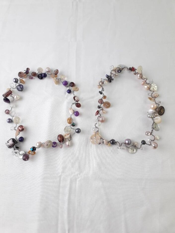 Costume Jewellery Two Necklace Pearl Style Multicoloured Stretch