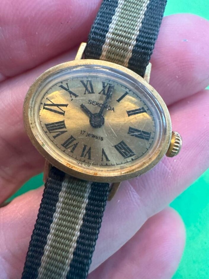 Vintage Ladies Sekonda Wrist Watch