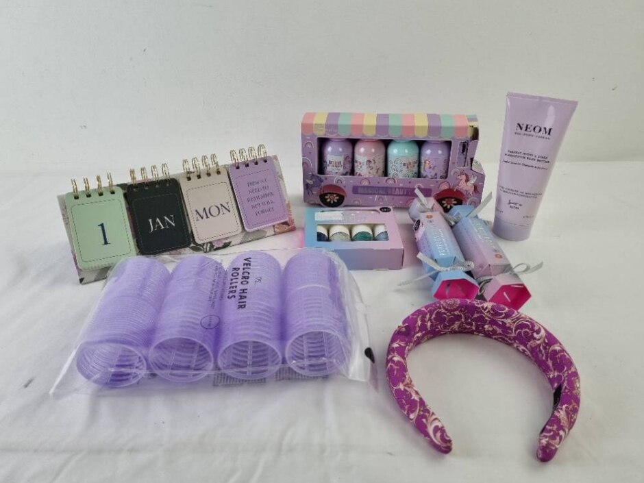 Self Pampering Pack, All New Items Including A Versace Alice Band And Items From Top Brands