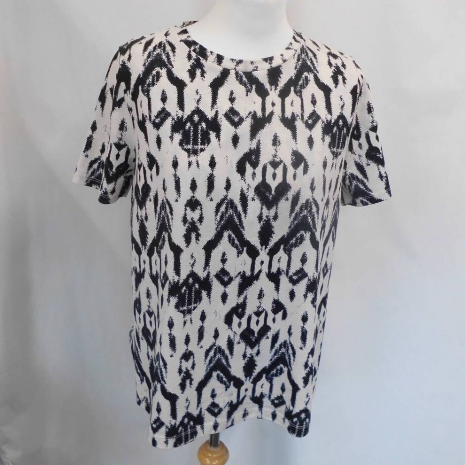 Bnwot Tu Maternity Bundle! 2 X Black Leggings 2x T-shirts Black/white Size: 12