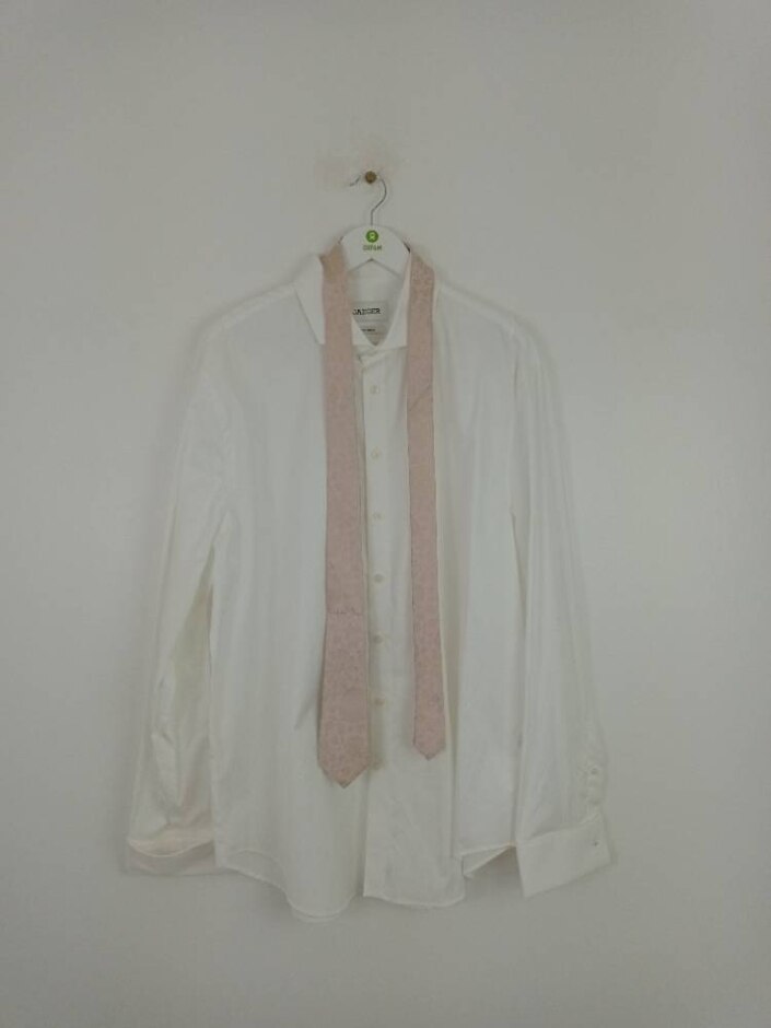 Jaeger Men's Tailored Fit Shirt With Neck Tie White Size: 18" Collar