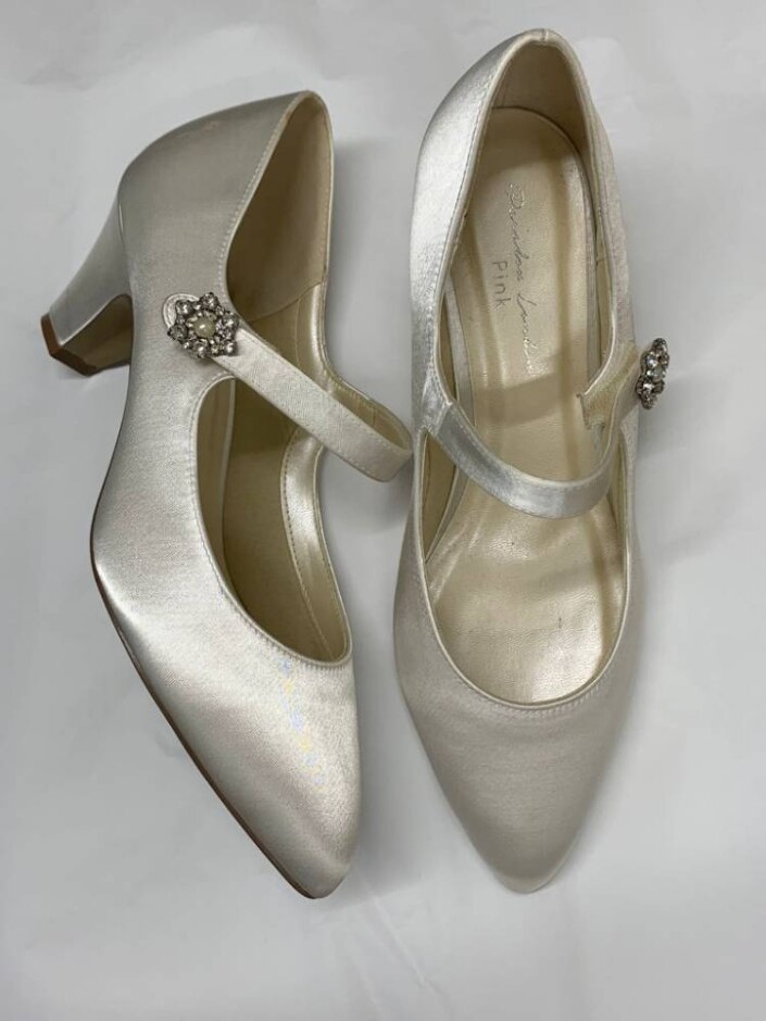 Paradox London Ivory Heels