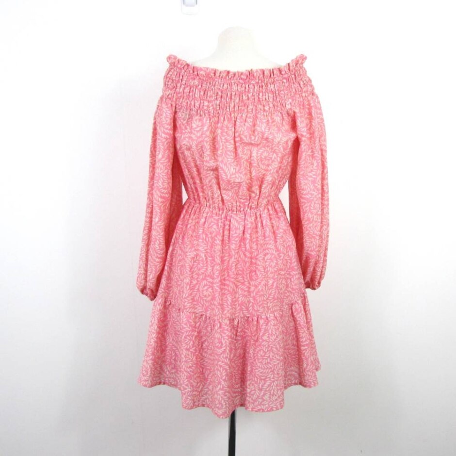 *new* H&m Shirred Off Shoulder Dress Pink/white Size: M