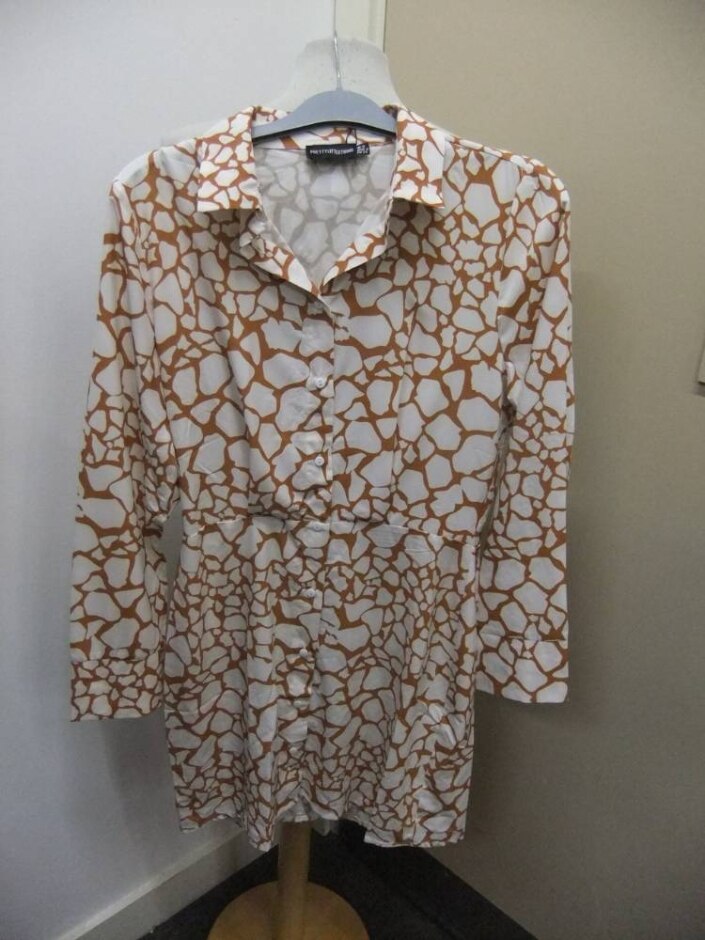 Pretty Little Thing Light Long Sleeve Dress New Cream And Brown Size: 8