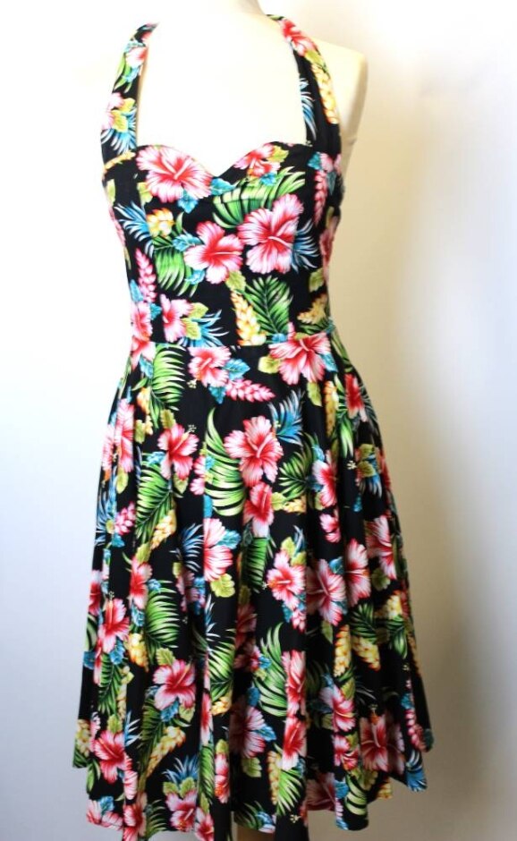Hell Bunny Vixen Sun Dress Halter Neck, Ruching At Sides Multi Size: S