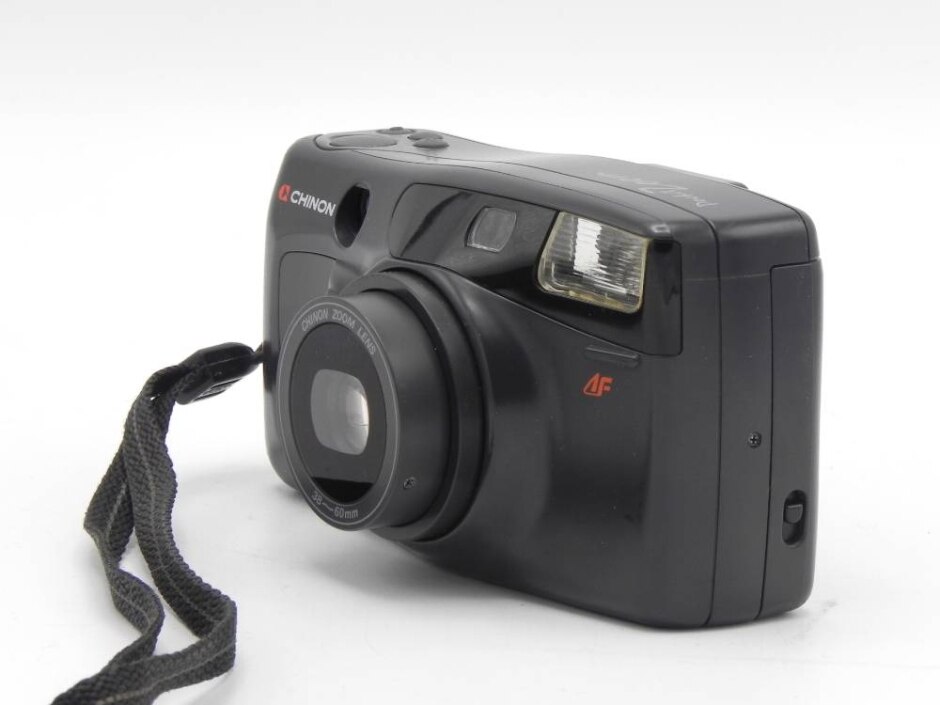 Chinon Pocket Zoom 35mm Compact Film Camera
