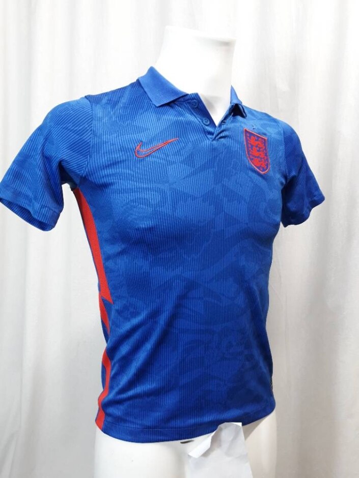 Nike England Euro 2020 Shirt Blue Size: 14 - 15 Years