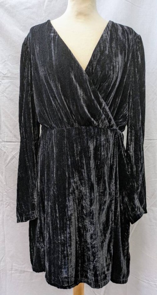 Per Una Velvet Dress Black Size: 14